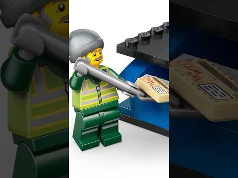 How One Piece Ruined This LEGO Trash Truck!!! サムネイル