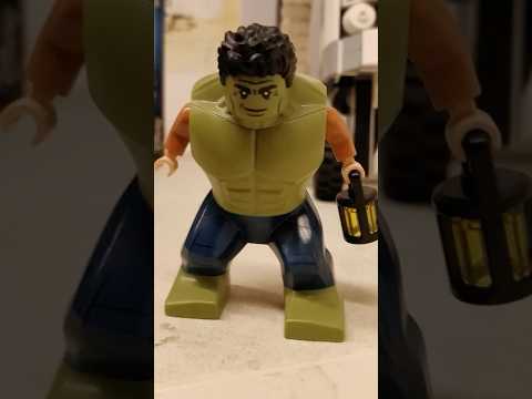 The Easiest LEGO Figure To Meme サムネイル