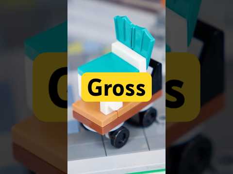 LEGO Designers Really Failed This Chair... サムネイル