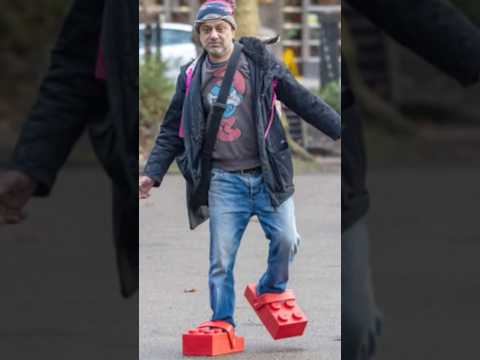 LEGO Crocs - A Waste Of Good Plastic サムネイル